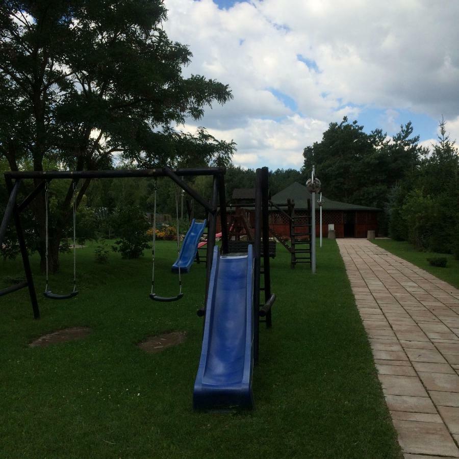 Hotel Dyminy Kielce Luaran gambar
